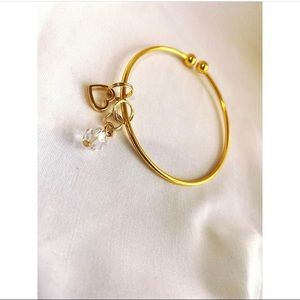 A colored gold bracelet with cute charms..🔮🤍